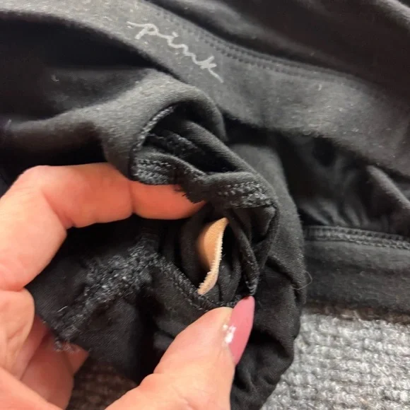 PINK Women’s Black Sports Bra Size: Large - Picture 4 of 6